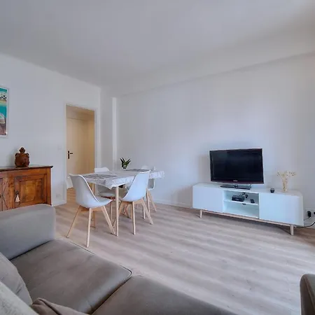 Appartement Immogroom - Spacieux 3 Pièces - Garage - Terrasse - Climatisation *