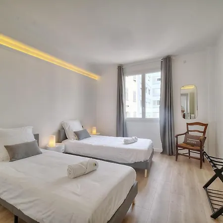 Upstays Terrace 80m Carnot